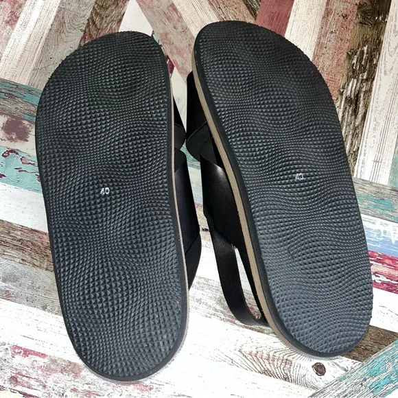 ALOHAS Marshmallow Black Leather Crossover Slingback Sandals - Picture 8 of 9